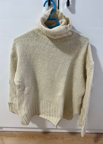 Beyaz Boğazlı Örgü Kadın Kazak - Görsel 3