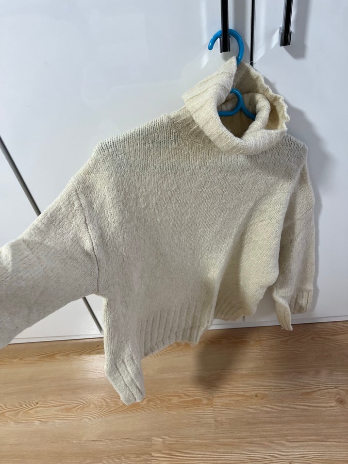 Beyaz Boğazlı Örgü Kadın Kazak - Görsel 4