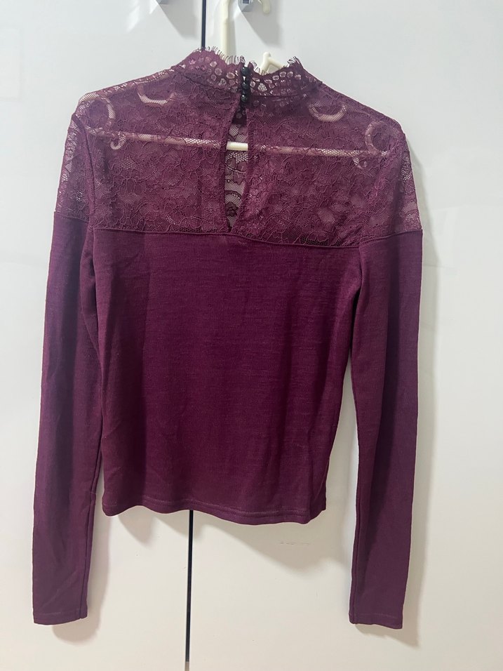 Bordo Dantel Detaylı Yüksek Yaka Kadın Kazak - Görsel 2