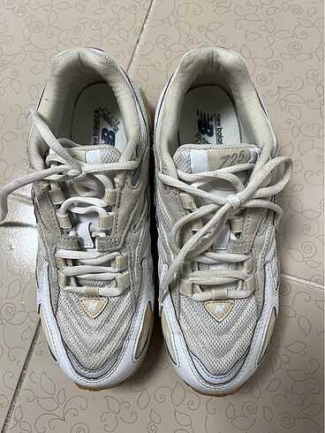 New balance 725