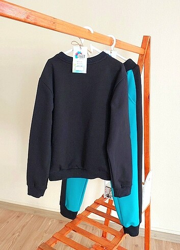 8 Yaş Beden çeşitli Renk Sweatshirt ve pantalon 8 yaş için