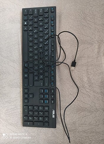 ASUS F Klavye 