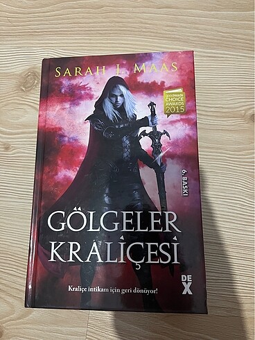 Gölgeler Kraliçesi, Sarah J. Maas