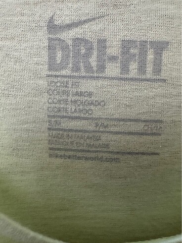 Nike DRI-FIT kısa kollu tshirt - Görsel 4