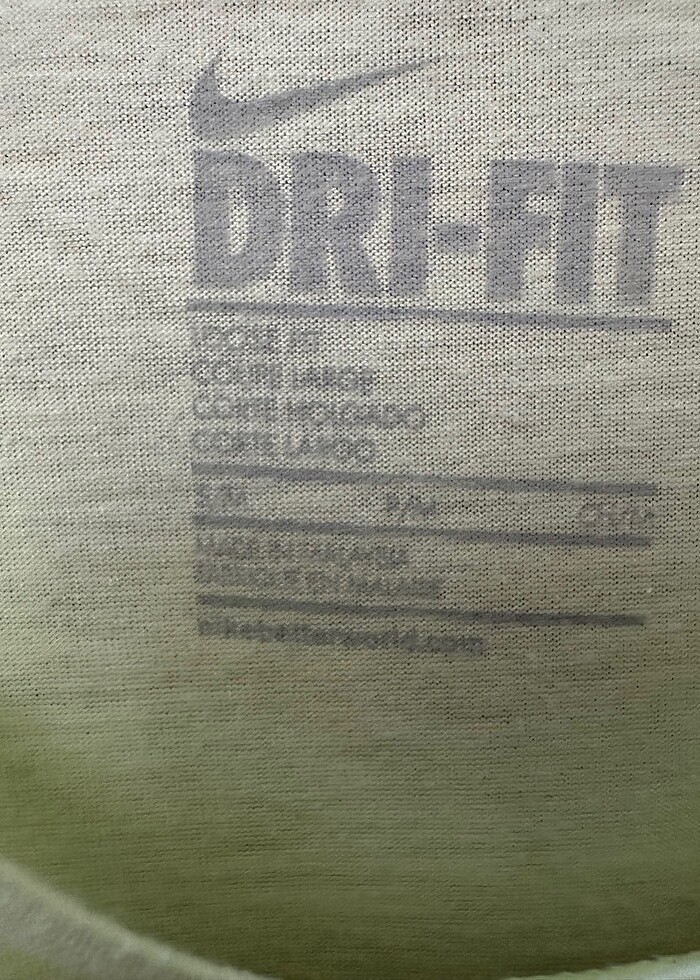 Nike DRI-FIT kısa kollu tshirt - Görsel 4