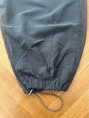 Bershka paraşüt kargo pantolon - Görsel 5