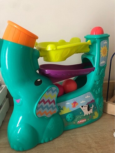 Beden Renk Playskool Top Fırlatan Fil