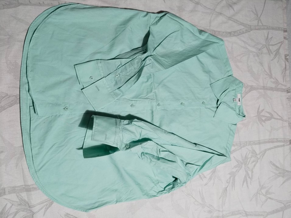 Mavi  Gömlek Oversize / Geniş Kesim sıfır üründür.  1 adet - Görsel 5