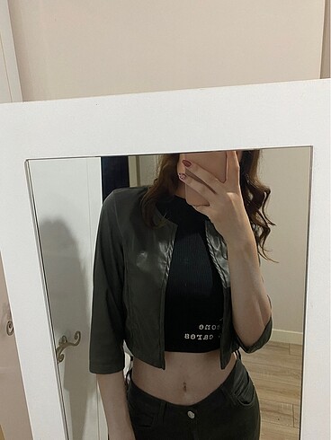 Deri Crop Ceket