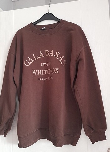 sweatshirt