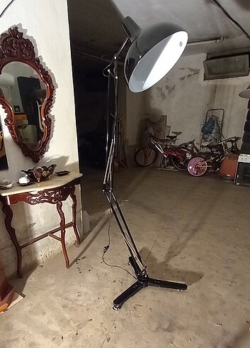 Beden MUDO CONCEPT LIGHTINGSOURCE FL 068 LAMBADER