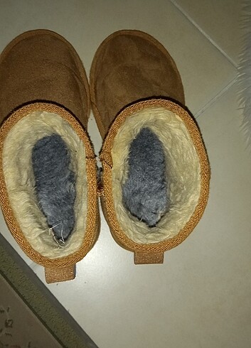 37 Beden camel Renk Ugg bot