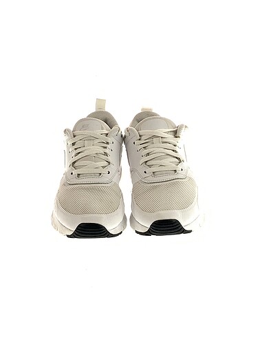 37 Beden Nike Spor Ayakkabı %70 İndirimli.