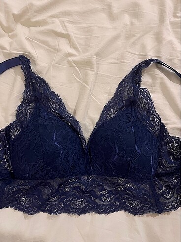 dantelli bralet