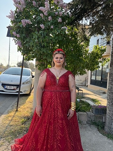 Kına elbisesi