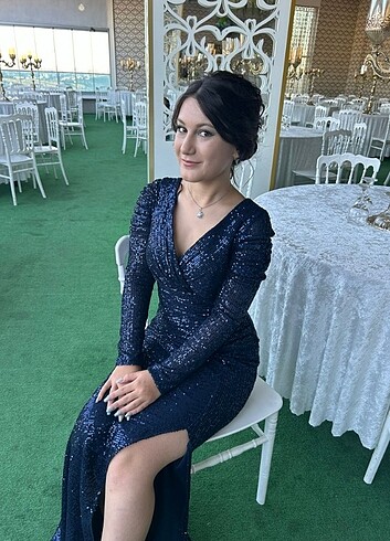 PAYETLİ LACİVERT ABİYE