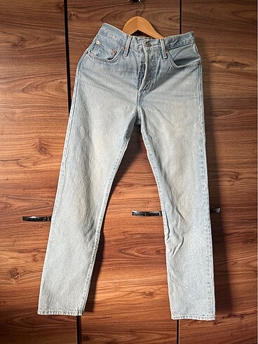 26 Beden Orijinal Levis 501 Jean