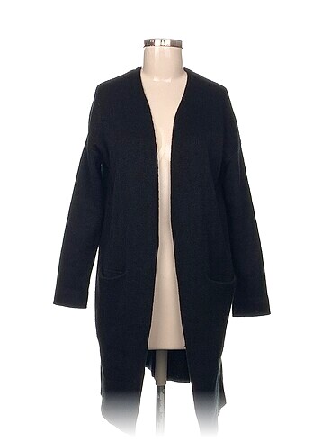 H&M Hırka %70 İndirimli.