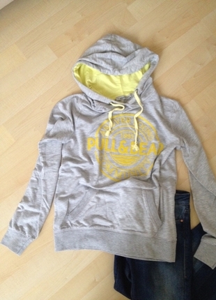 Pull and Bear Sweatshirt