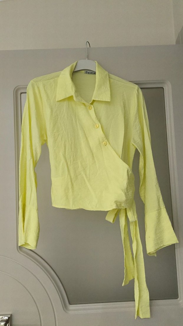 Sarı Keten Düğmeli Uzun Kollu Kadın Gömlek - Görsel 2