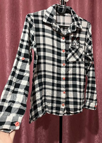 Düğmeli Nakışlı siyah beyaz Kadın Gömlek - Görsel 5