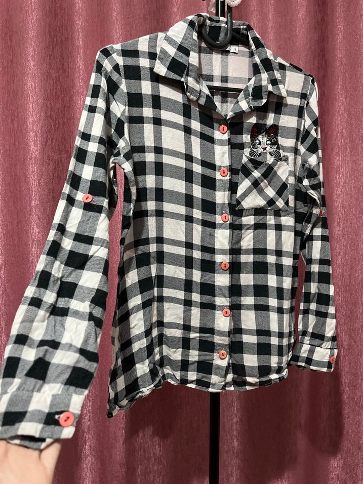 Düğmeli Nakışlı siyah beyaz Kadın Gömlek - Görsel 5