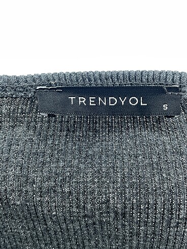s Beden gri Renk Trendyol & Milla Kısa Elbise %70 İndirimli.