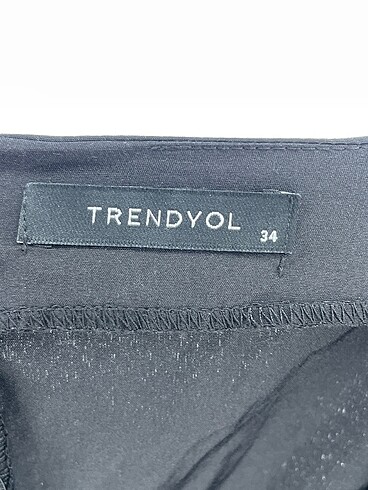 34 Beden siyah Renk Trendyol & Milla Günlük Elbise %70 İndirimli.