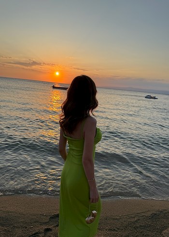 Yeşil Midi Askılı Kadın Elbise - Görsel 3