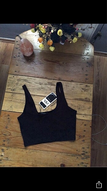 Siyah crop