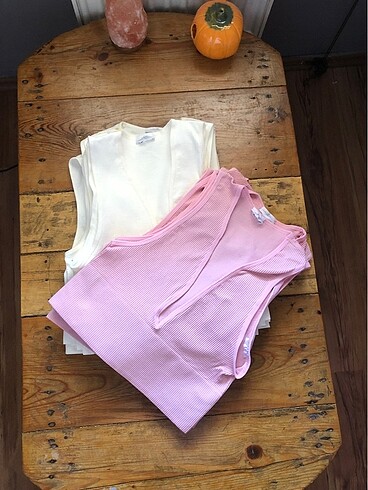 Urban outfitters pembe crop