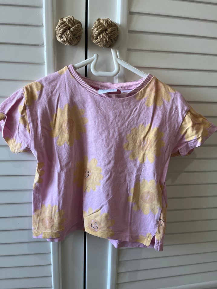 Kız Çocuk Pembe çicek Desenli Tişört - Görsel 2