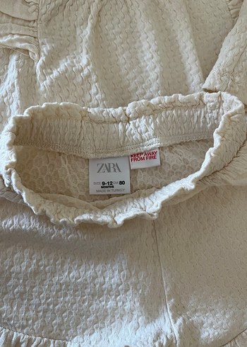 Beyaz Kız Bebek Fırfırlı Şortlu Takım 9-12 ay - Görsel 3