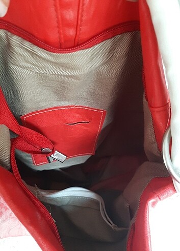  Beden Kırmızı beyaz çanta