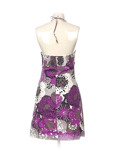 40 Beden H&M Mini Elbise %70 İndirimli.