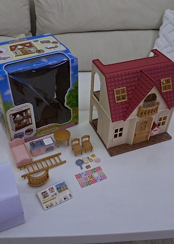 SYLVANİAN FAMİLİES STARTER HOME FİGÜRSÜZ
