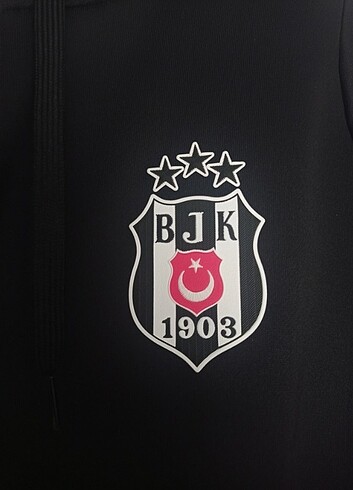 l Beden Beşiktaş Antreman Üstü
