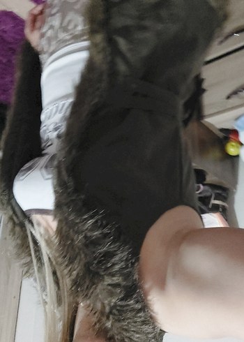 Gri Kürklü Kadın Yelek - Görsel 8