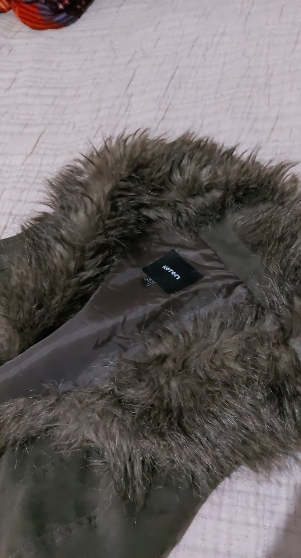 Gri Kürklü Kadın Yelek - Görsel 4