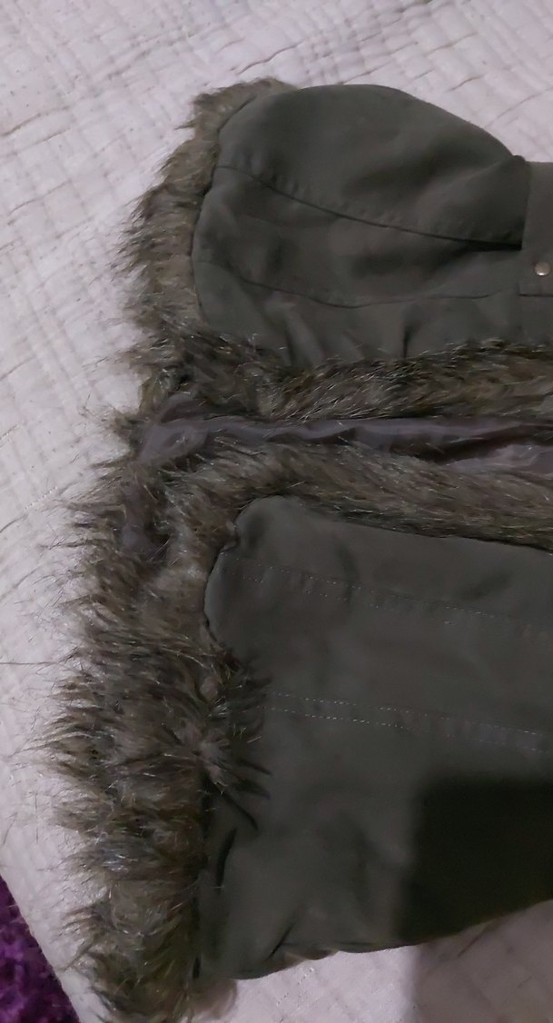 Gri Kürklü Kadın Yelek - Görsel 3