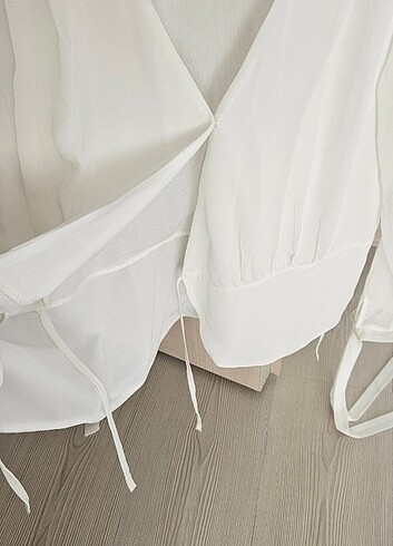 Beyaz şifon kruvaze bluz - Görsel 4