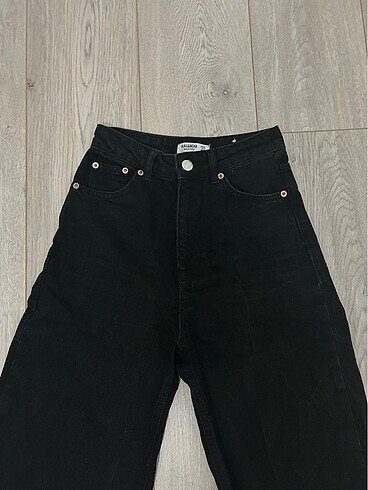 PULL&BEAR Mom Jean