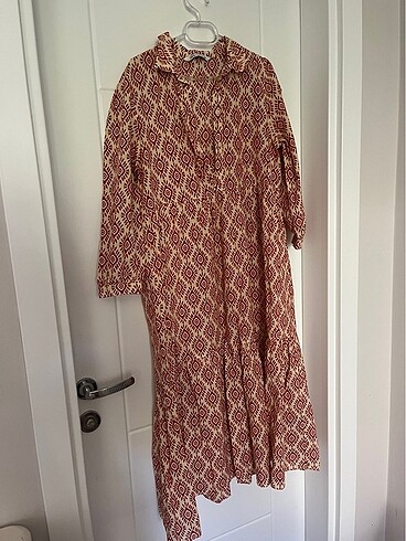 Zara Desenli Midi Elbise