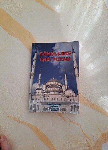 gönüllere ışık tutan