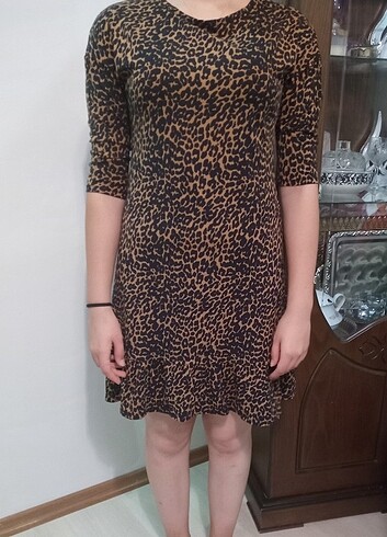 Leopar desenli elbise