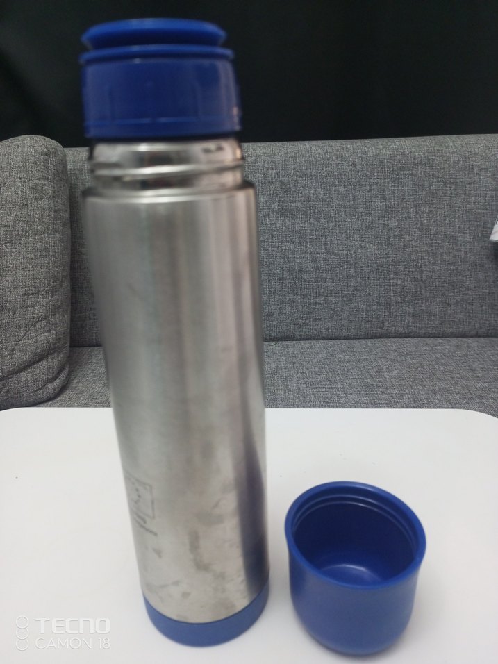 Mavi Kapaklı Gri Termos Şişe - Görsel 2