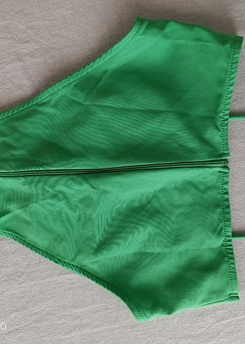 Yeşil Halter Yaka Bağcıklı Crop Top - Görsel 6