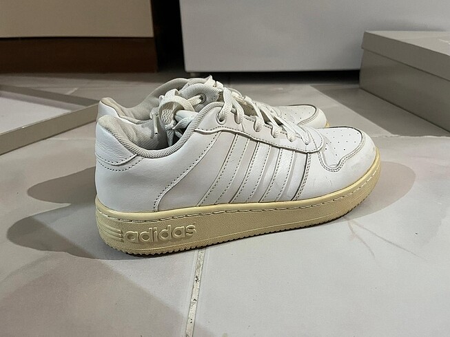 Adidas ayakkabı