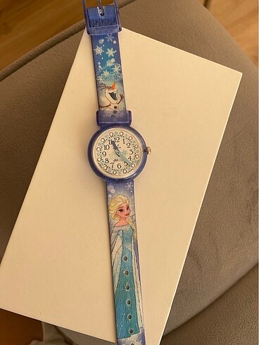 Swatch Disney Kol saati