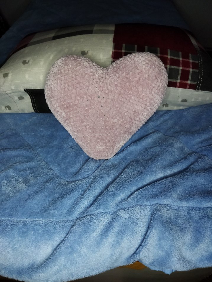 Pudra Kalp Şekilli Yastık - Görsel 2